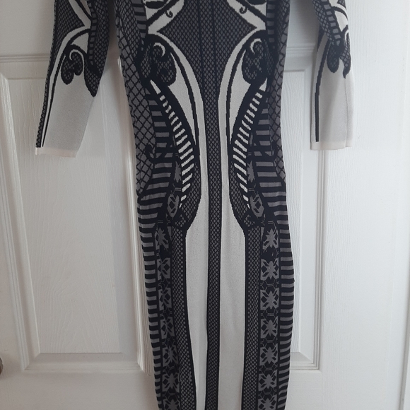 Jealous Tomato Small Bodycon Maxi Dress - Picture 6 of 7